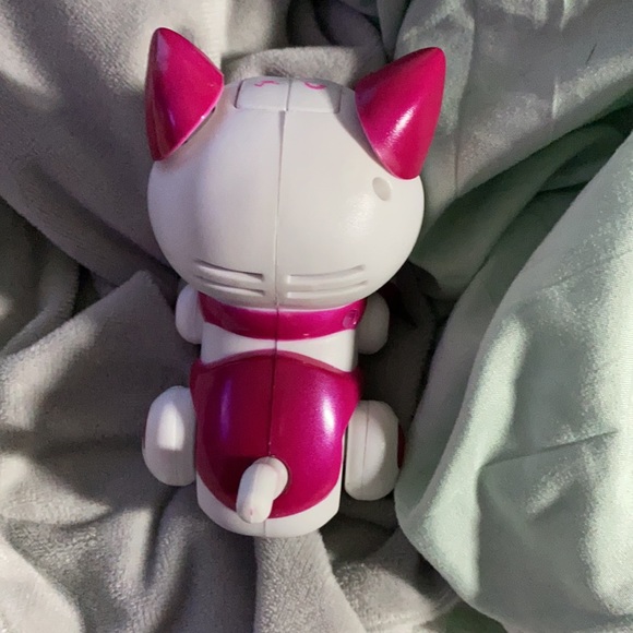 Robot Kitten Toy (Only Toy Included) - Picture 2 of 3